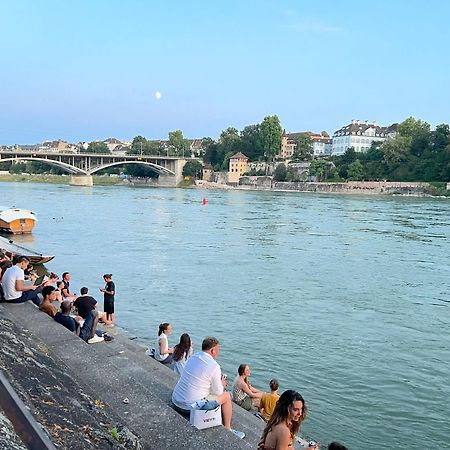 Riverside Базель Екстер'єр фото